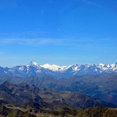 Flugwegposition um 13:30:58: Aufgenommen in der Nähe von Gemeinde Dellach im Drautal, Österreich in 2657 Meter